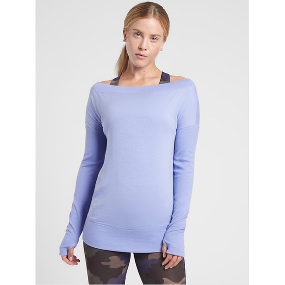 EUC! 🩵 Athleta Studio Barre Sweatshirt, Victorian Periwinkle, Size M - Picture 1 of 7